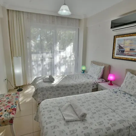 Overland Premium Apartment *